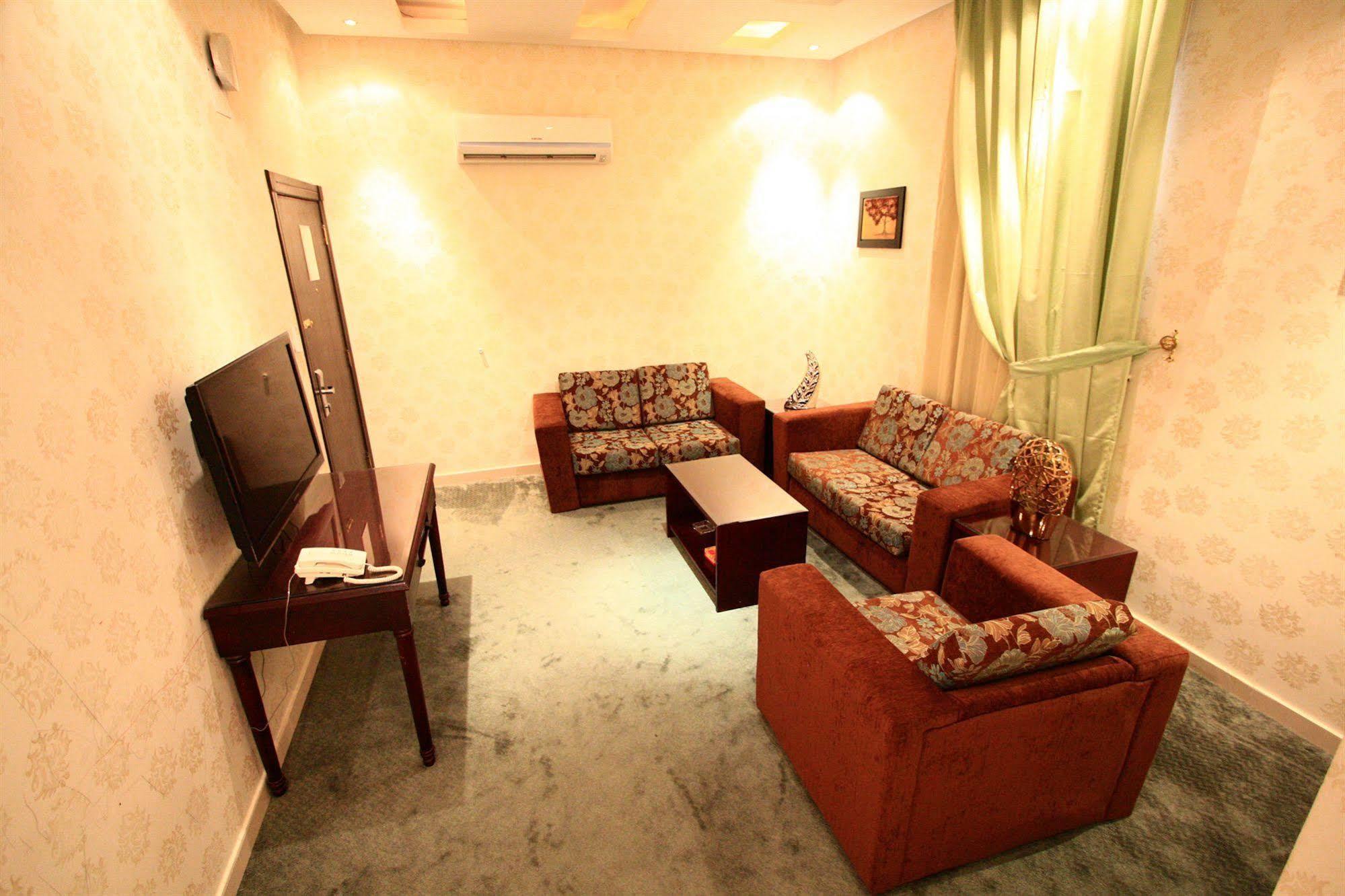 Rest Night Hotel Suites- Al Falah Riad Exterior foto