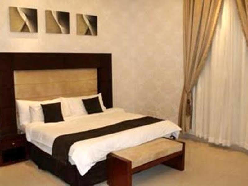 Rest Night Hotel Suites- Al Falah Riad Exterior foto